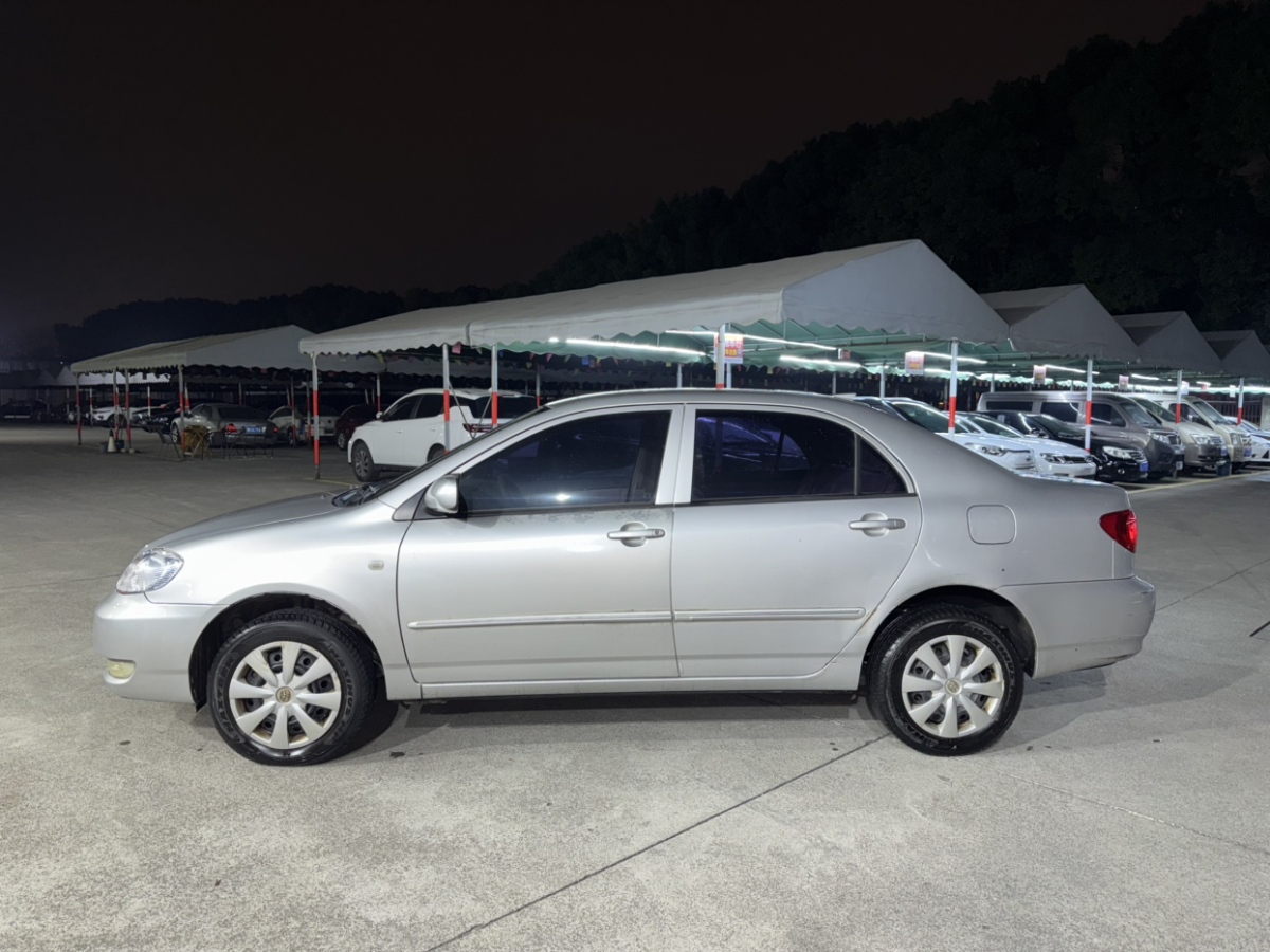 Toyota Corolla (Classic) 2010 #3 Toyota Corolla (Classic) 2010 immagine di auto #3