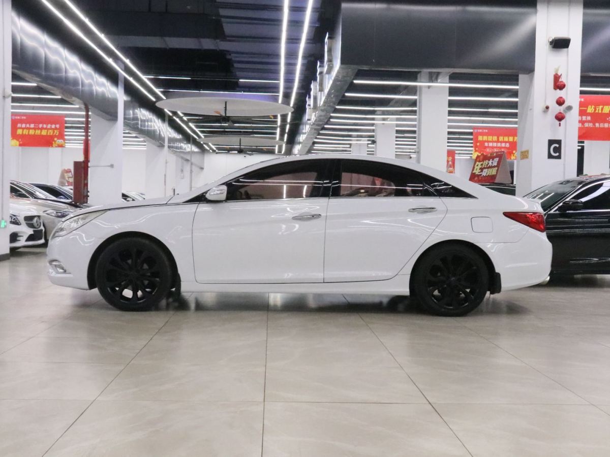 Hyundai Sonata 2013 car image #3