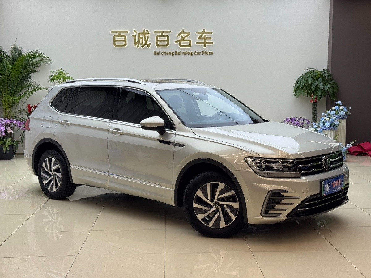 Volkswagen Tiguan L New Energy 2020 изображение автомобиля #3