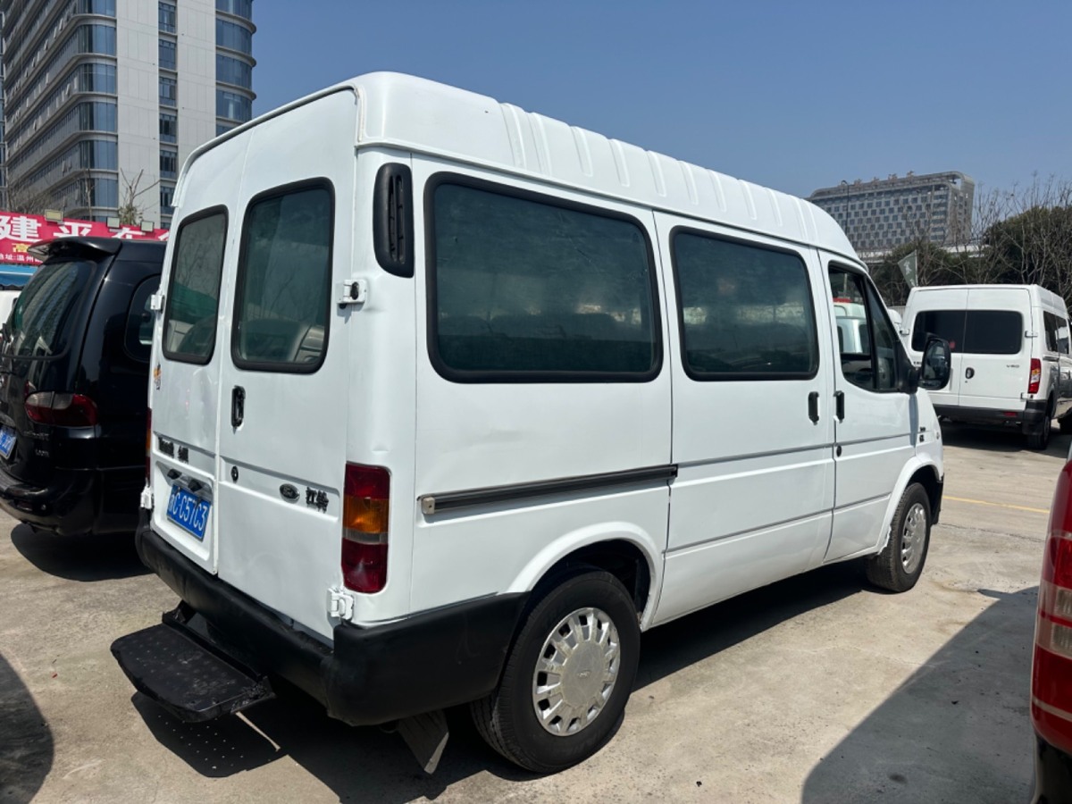 Ford Transit Classic 2015 car image #3