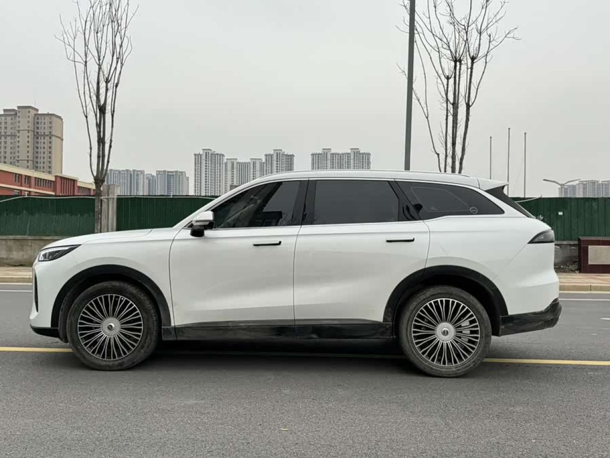 Chery Tiggo8L 2024 car image #3