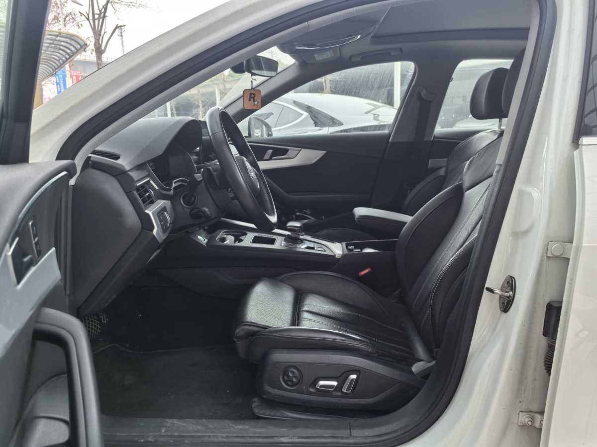 Audi A4L 2023 car image #3
