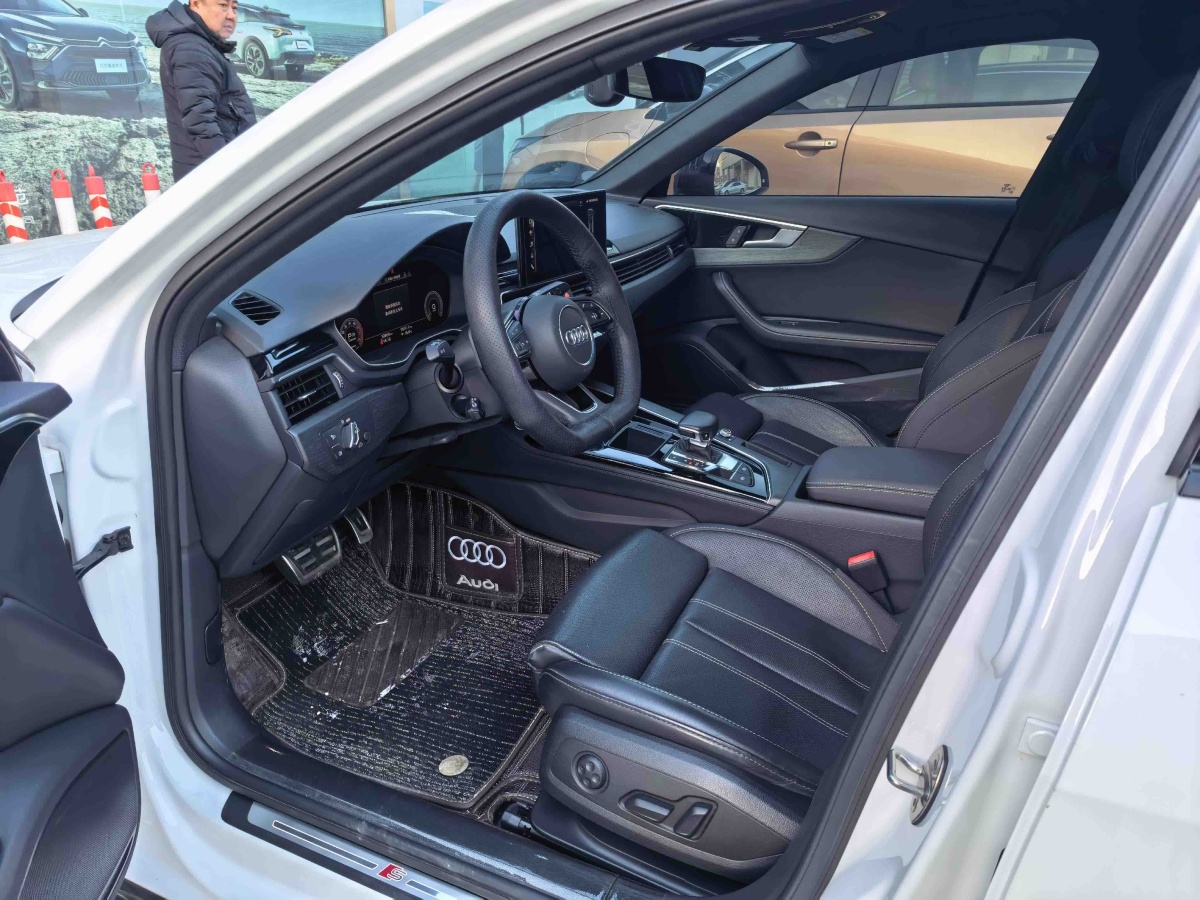 Audi 2023 immagine di auto #3