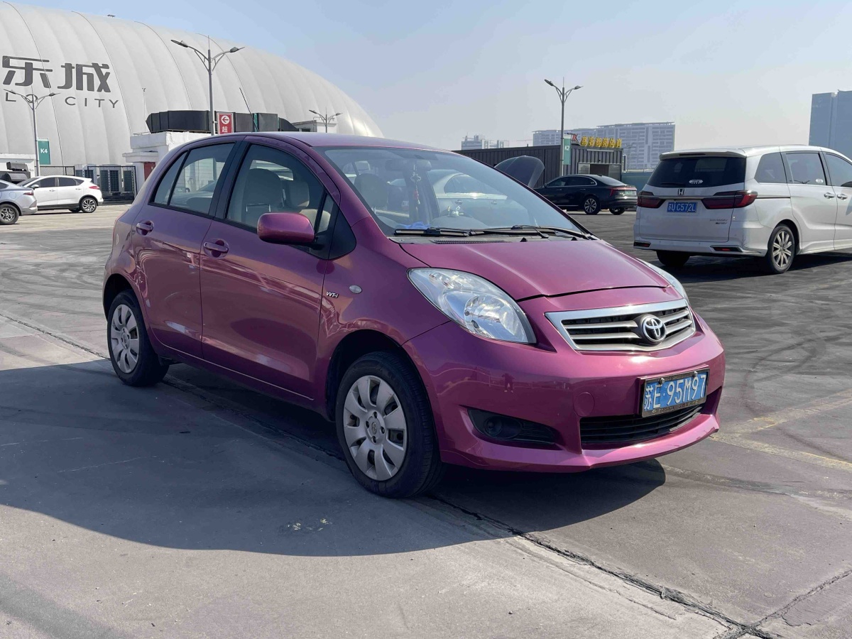 Toyota Yaris 2011 #3 Toyota Yaris 2011 imagem de carro #3