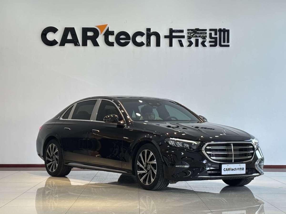 Mercedes-Benz E Class 2024 car image #3