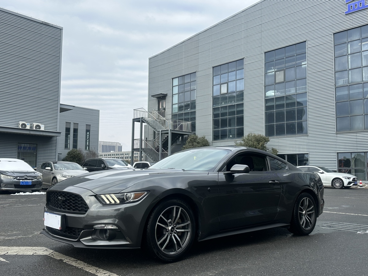 Ford Mustang 2018 immagine di auto #3