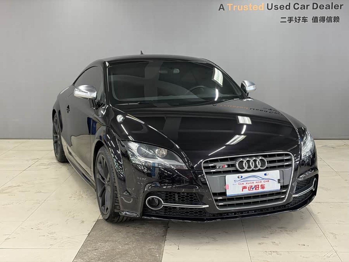 Audi TTS 2011 car image #3