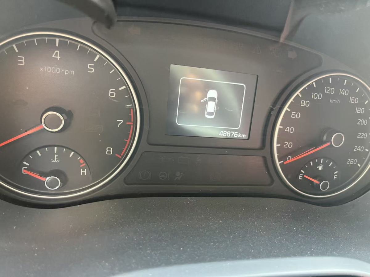 Kia K5 2017 car image #3