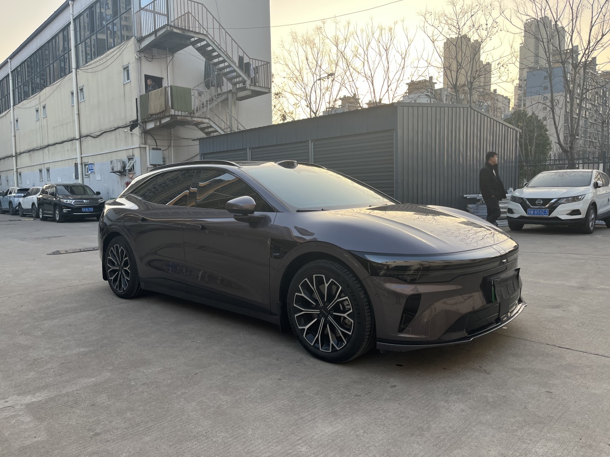 极氪 极氪007GT 2025 汽车图片 #3