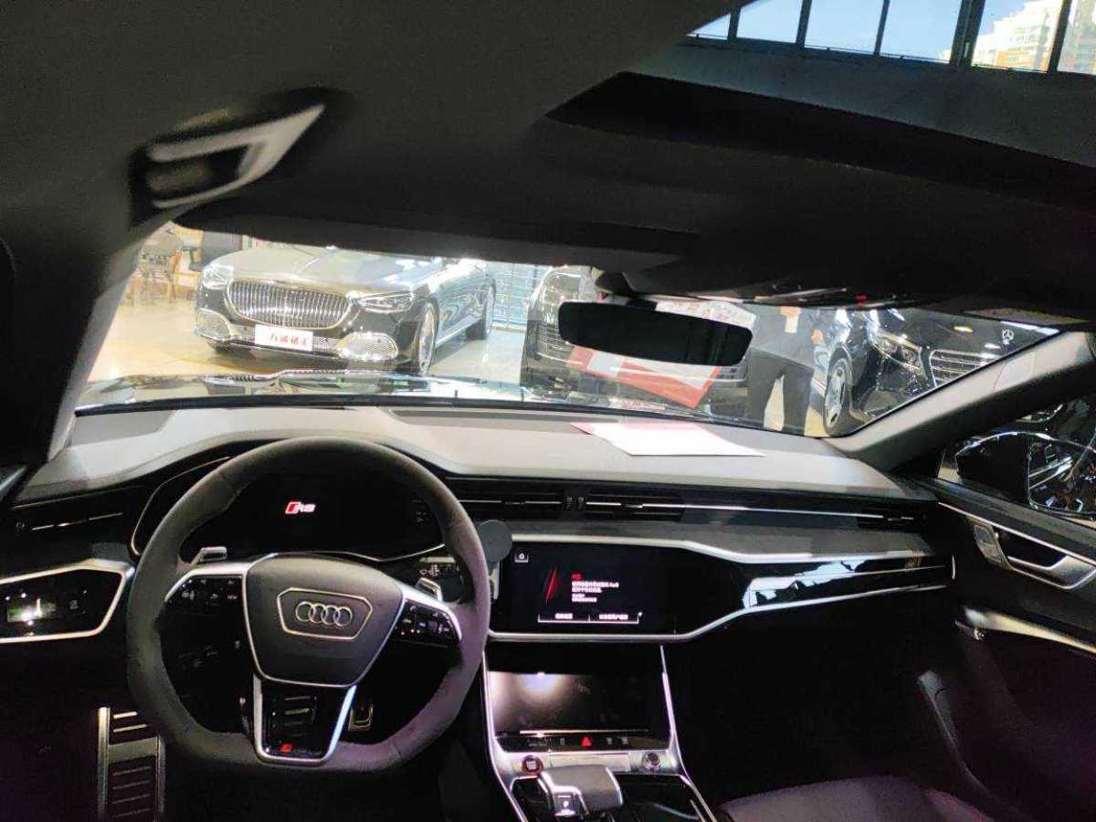 Audi RS 6 2023 car image #3