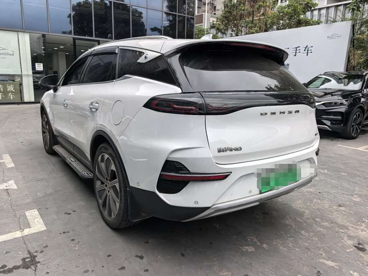 Denza N8 2023 #3 Denza N8 2023 car image #3