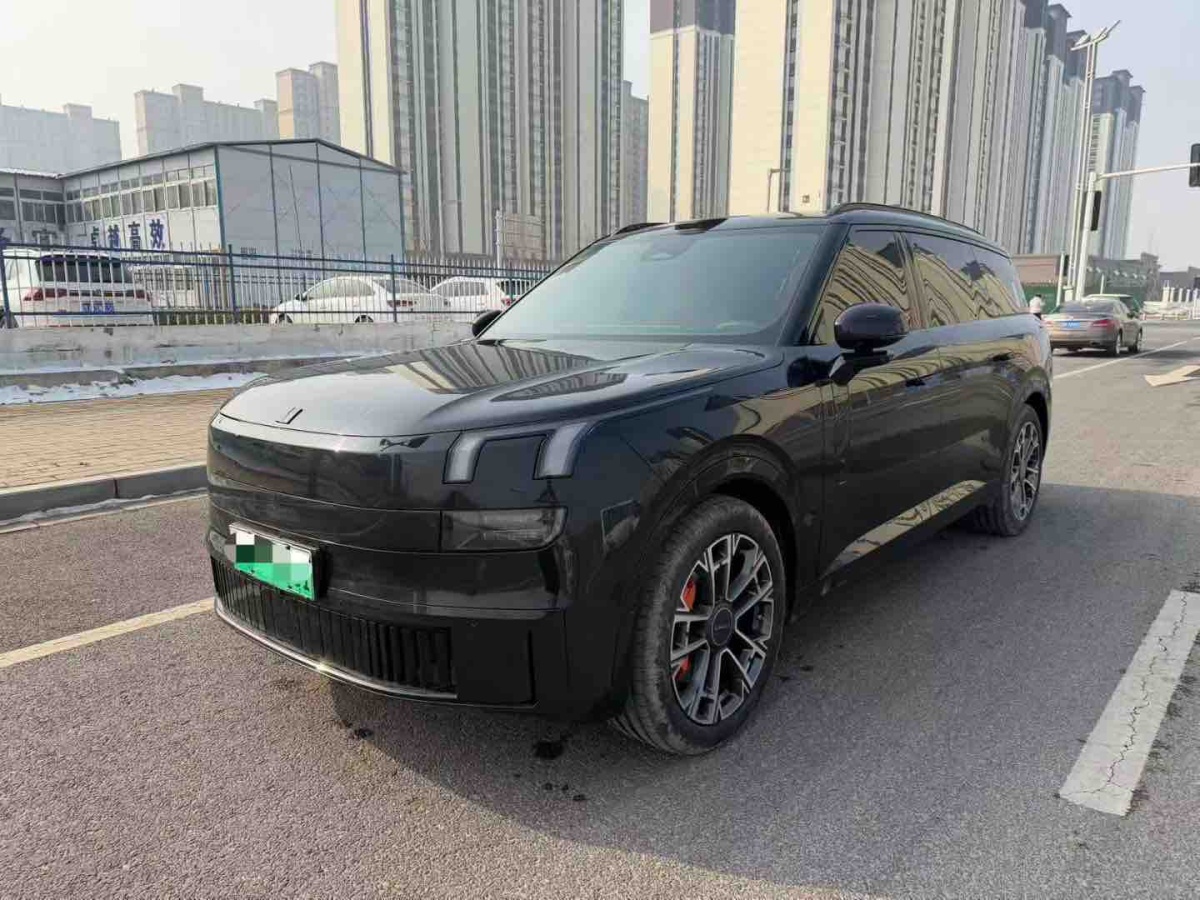 Lynk & Co 900 2025 #3 Lynk & Co 900 2025 car image #3