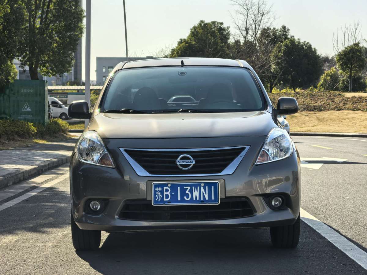 Nissan Sunny 2012 car image #3