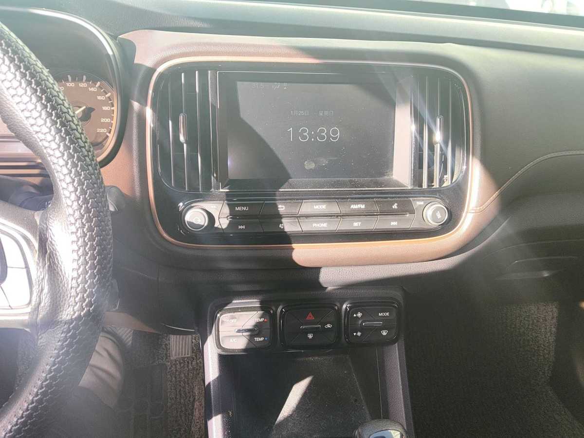 GAC Trumpchi GS3 2018 car image #3