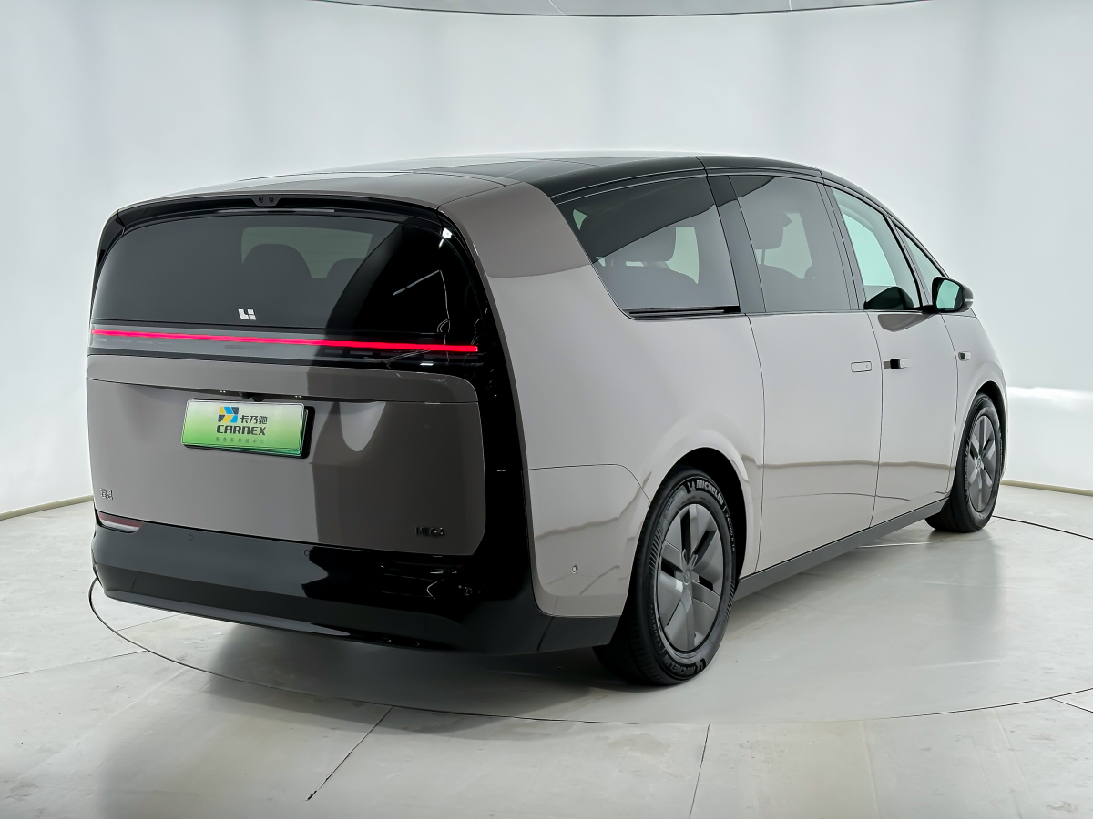理想汽车 理想MEGA 2024 汽车图片 #3