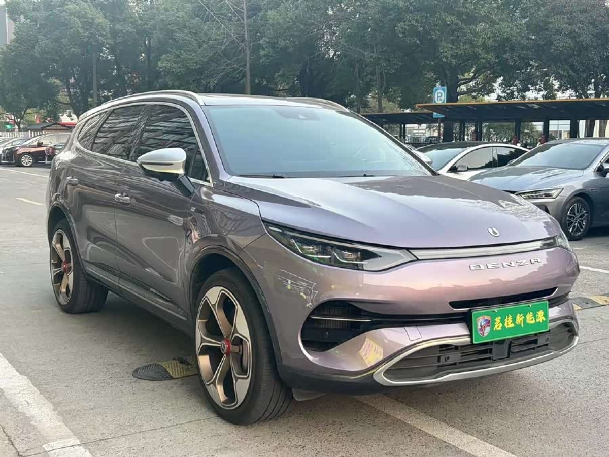 Denza X 2021 car image #3