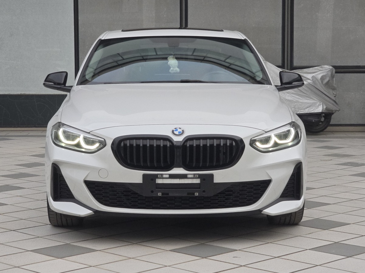 BMW 1 Series 2022 #3 BMW 1 Series 2022 car image #3