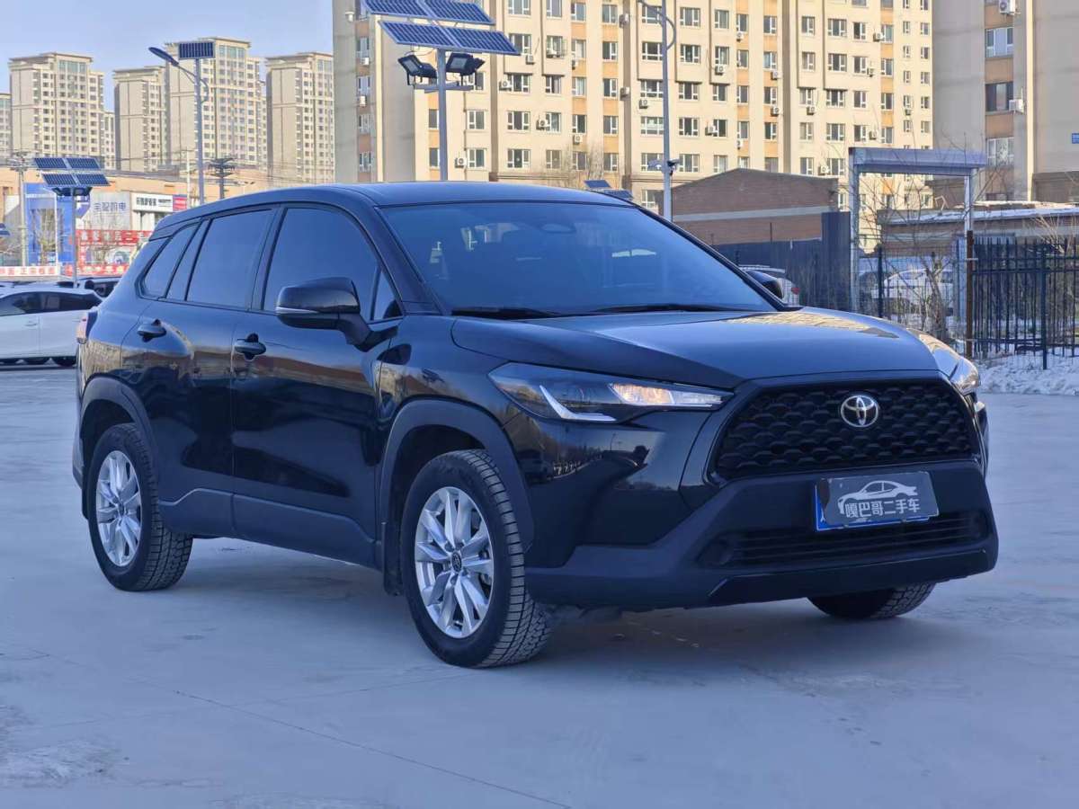 Toyota Corolla Cross 2024 immagine di auto #3