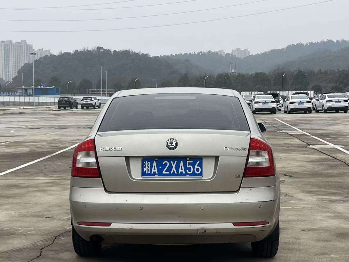 Skoda Octavia 2018 car image #3