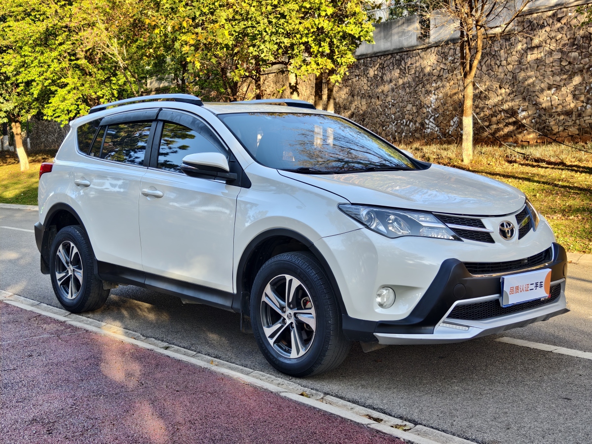 Toyota RAV4 2016 #3 Toyota RAV4 2016 car image #3