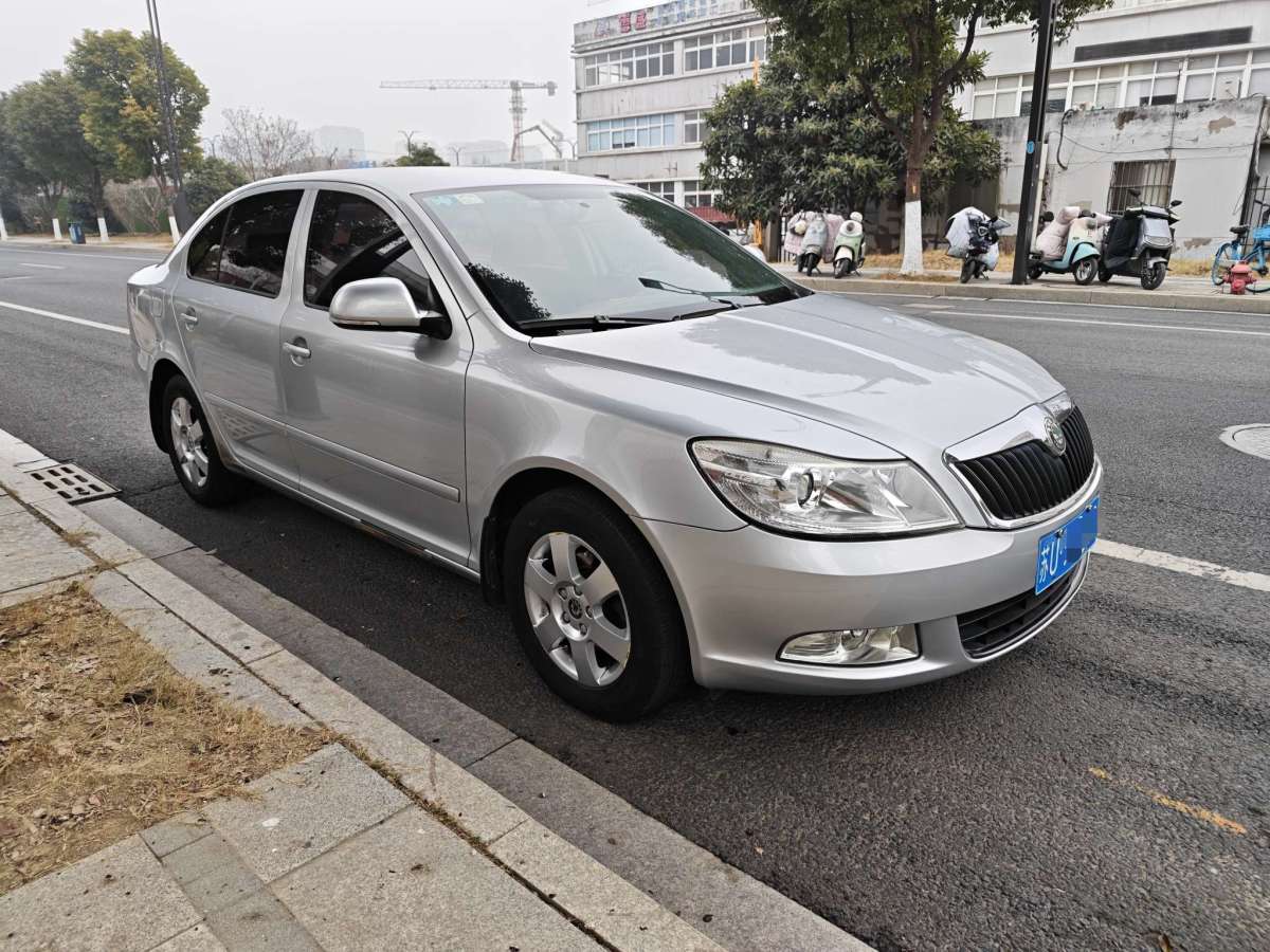 Skoda Octavia 2013 immagine di auto #3