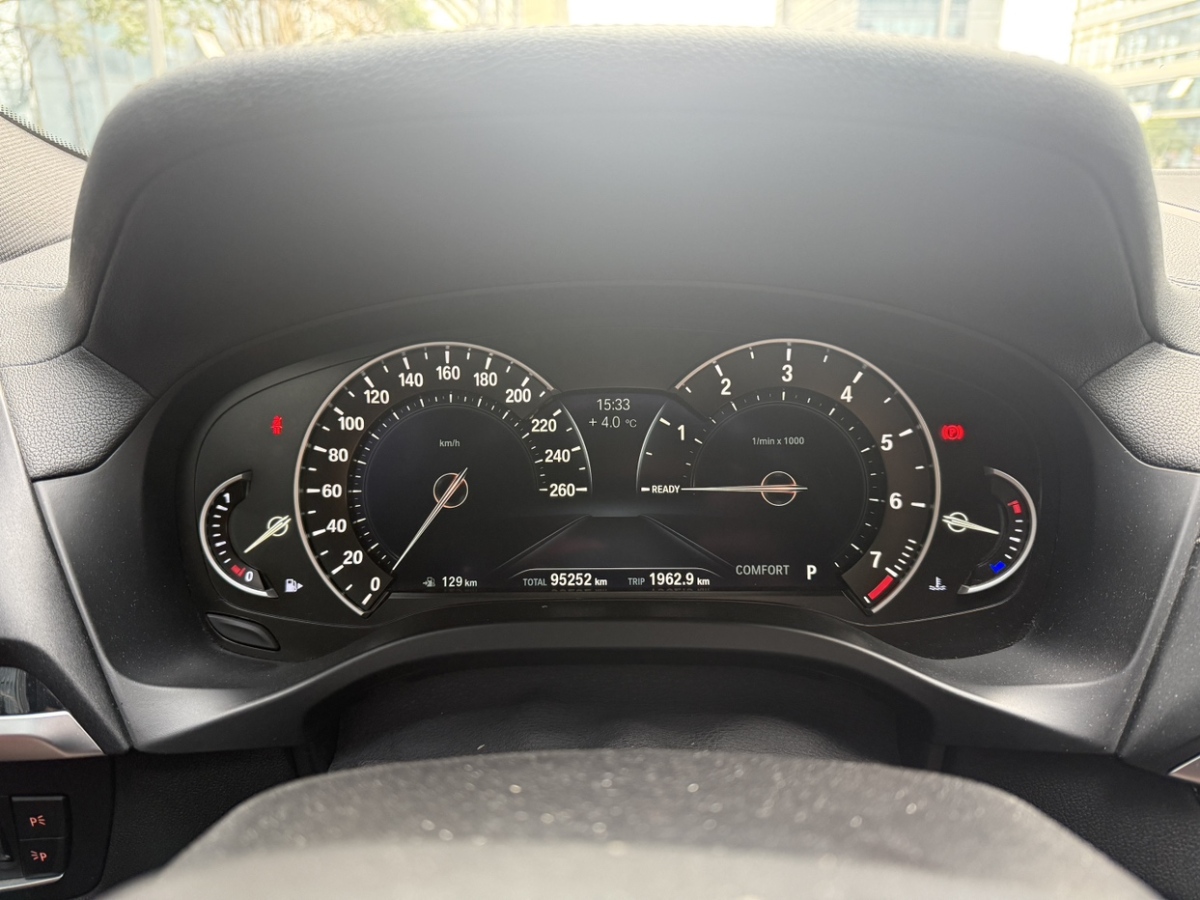 BMW X4 2019 صورة سيارة #3