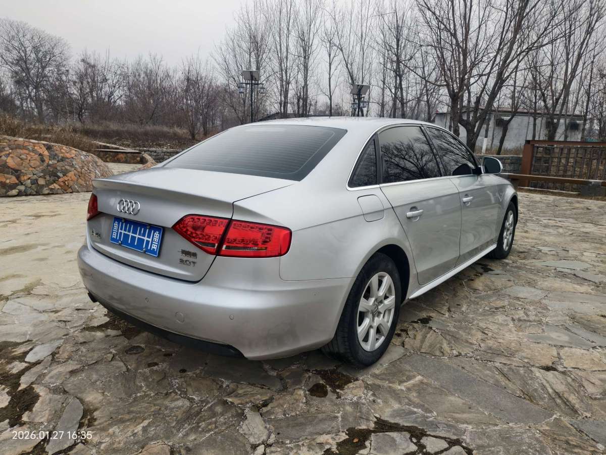 Audi A4L 2010 car image #3
