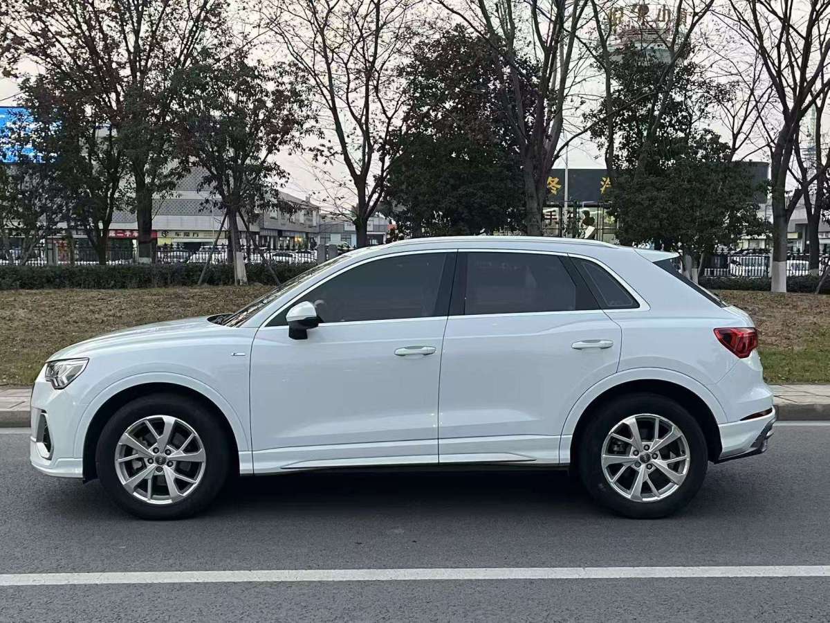 Audi 2019 #3 Audi 2019 car image #3