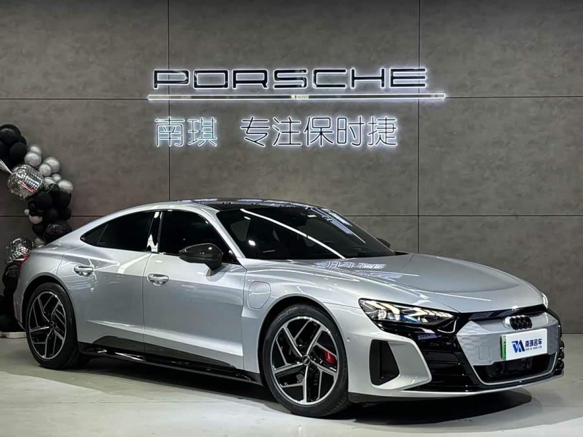 Audi RS e-tron GT 2023 car image #3