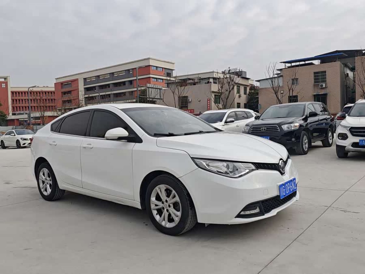 MG GT 2016 car image #3