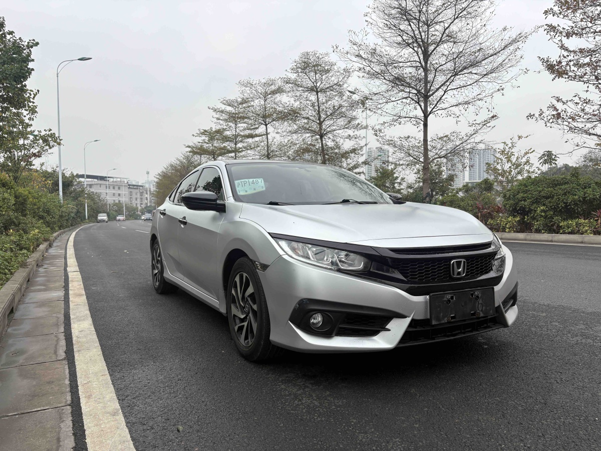 Honda Civic 2017 car image #3