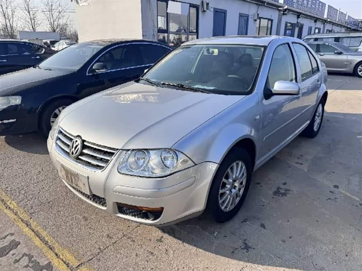 Volkswagen Bora Classic 2008 immagine di auto #3