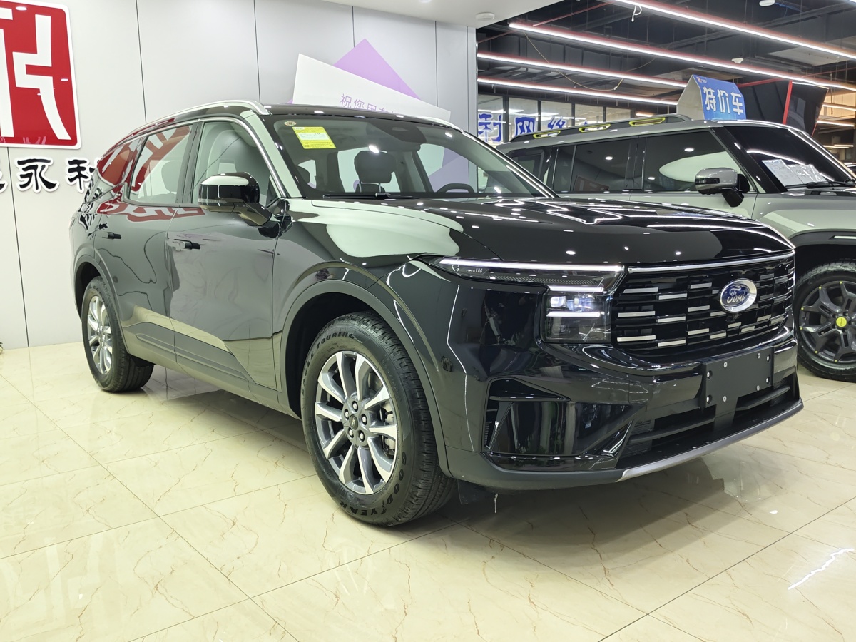 Ford Edge 2025 immagine di auto #3