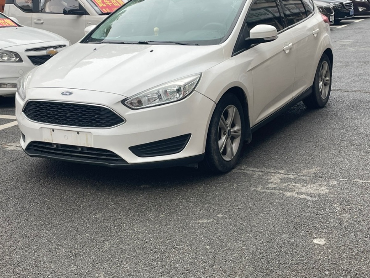 Ford Focus 2018 car image #3