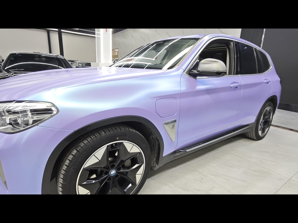 BMW iX3 2021 car image #3