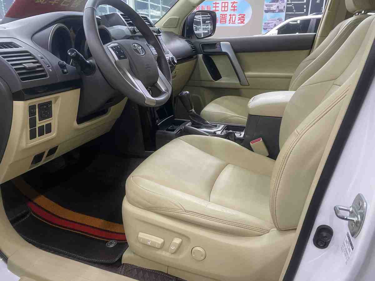 Toyota Land Cruiser Prado 2015 car image #3
