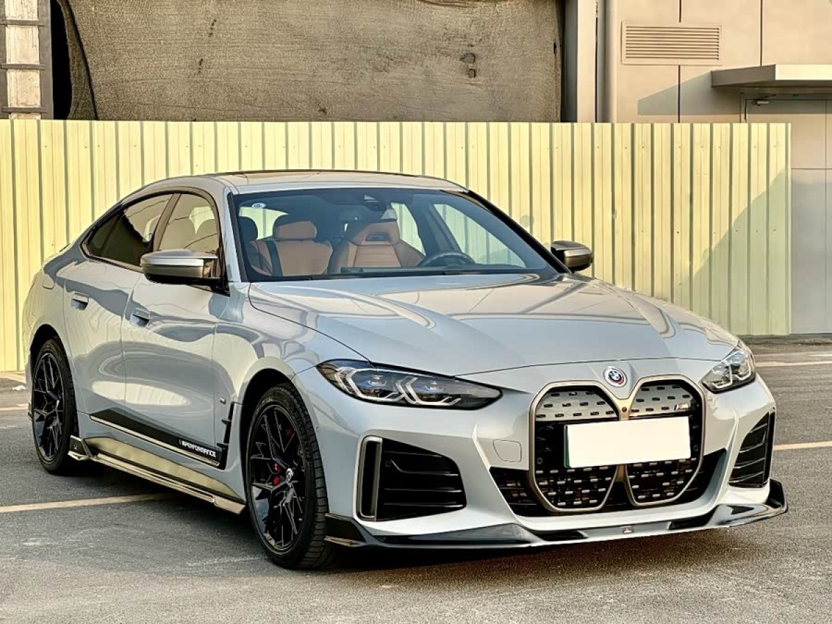 BMW i4 M50 2023 car image #3