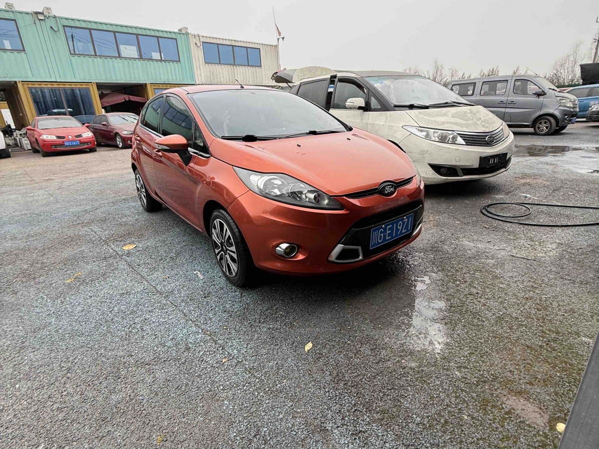 Ford Fiesta 2009 immagine di auto #3