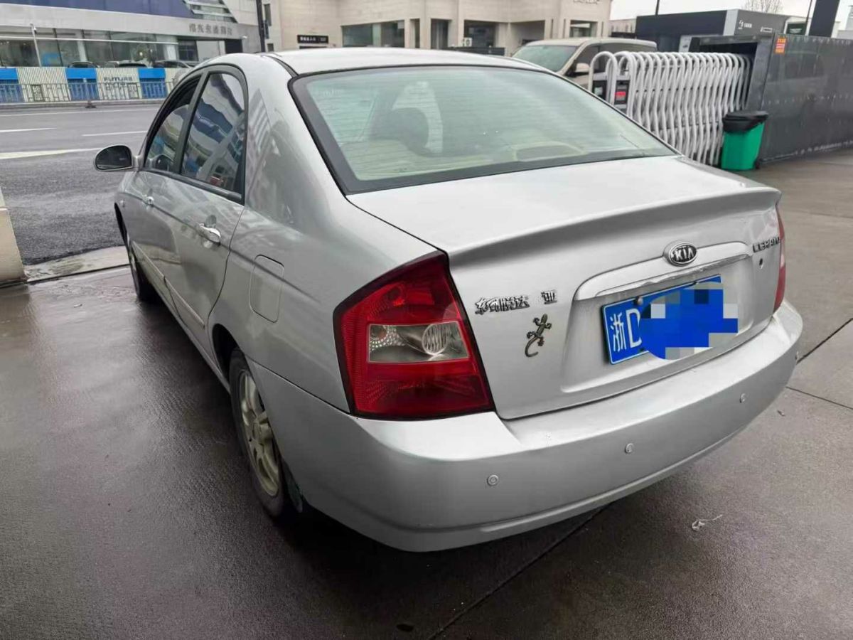 起亚 赛拉图 2005 汽车图片 #3