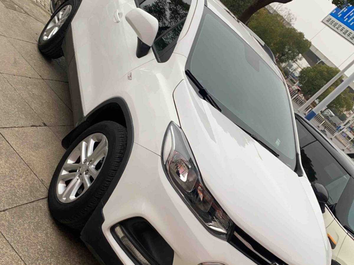 Chevrolet Tracker 2017 #3 Chevrolet Tracker 2017 car image #3