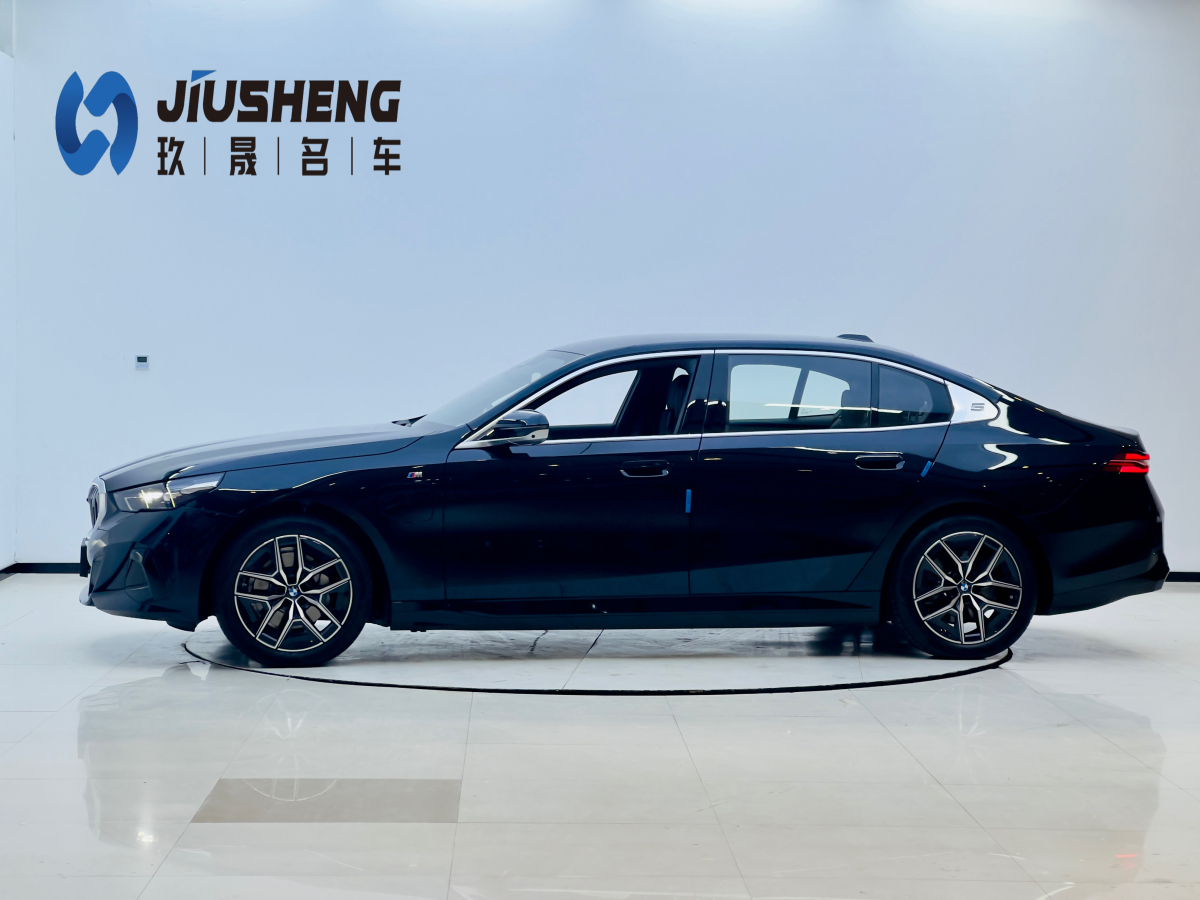 BMW i5 2025 #3 BMW i5 2025 изображение автомобиля #3