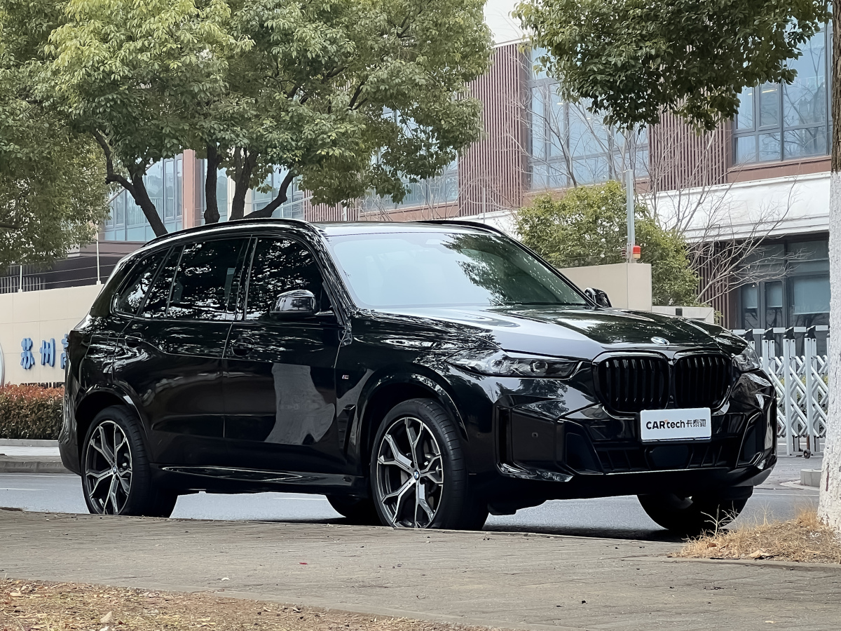 BMW X5 2025 car image #3