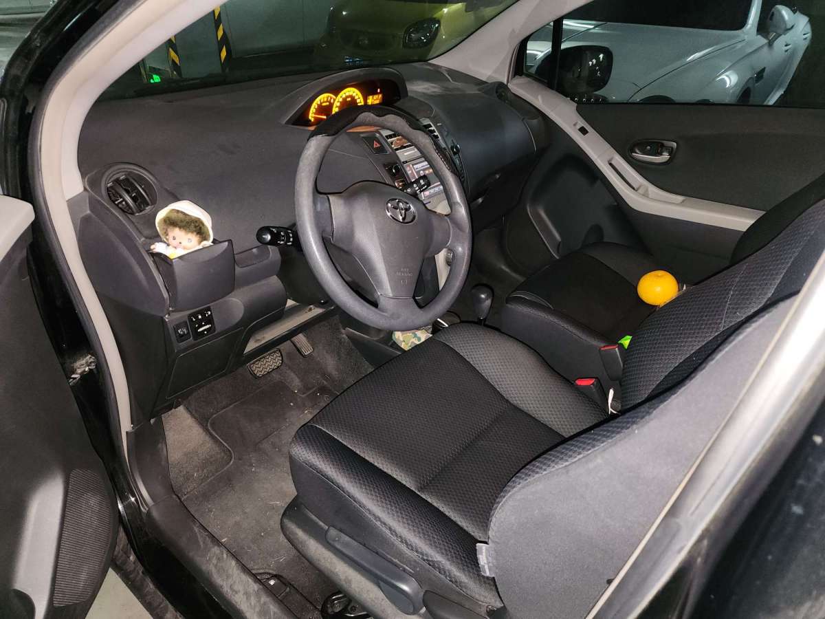 Toyota Yaris 2009 imagem de carro #3