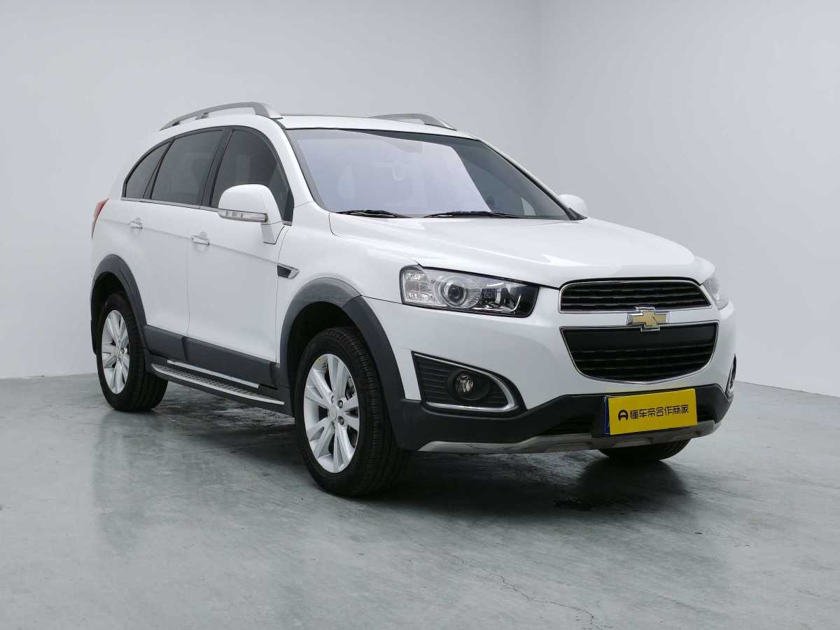 Chevrolet Captiva 2016 car image #3