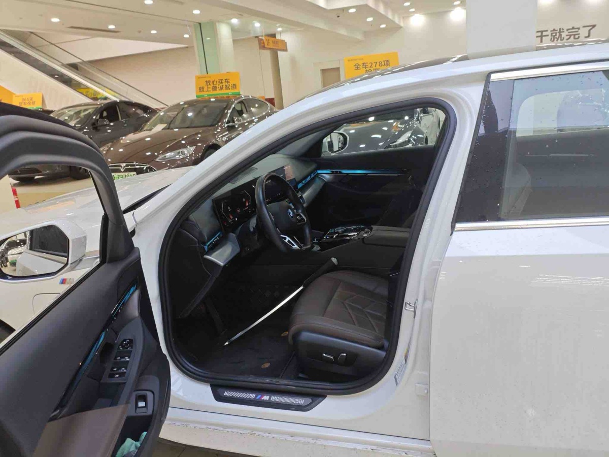 BMW i5 2024 #3 BMW i5 2024 صورة سيارة #3