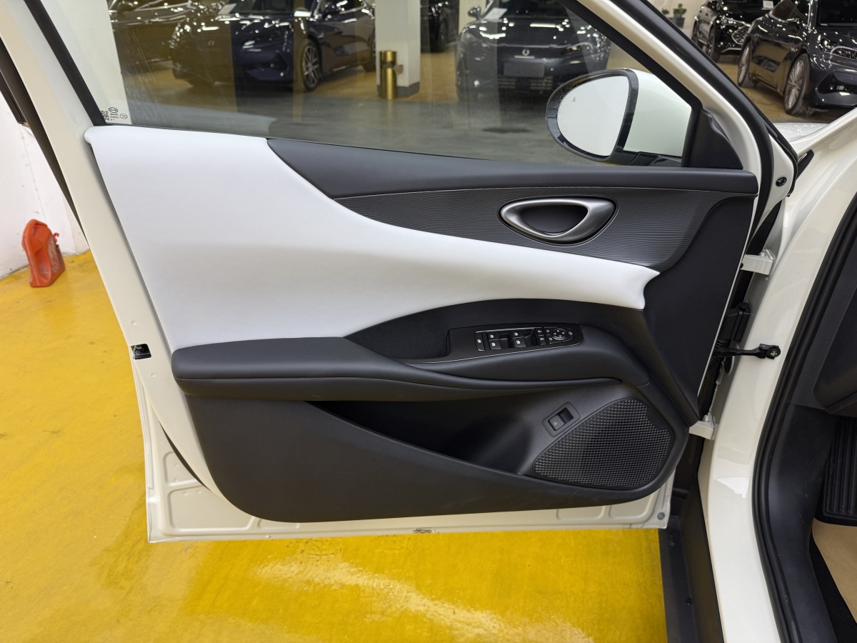 BYD 2025 car image #3
