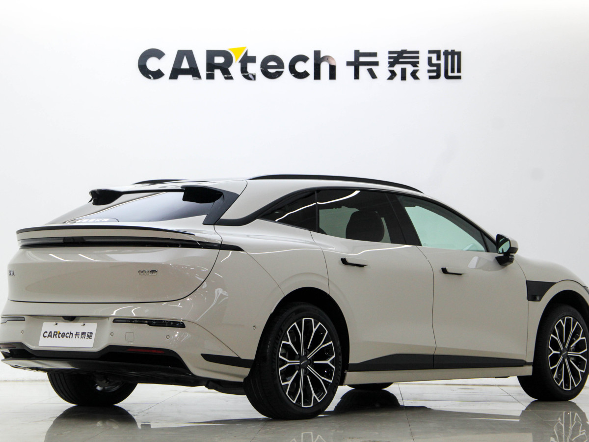 极氪 极氪007GT 2025 汽车图片 #3