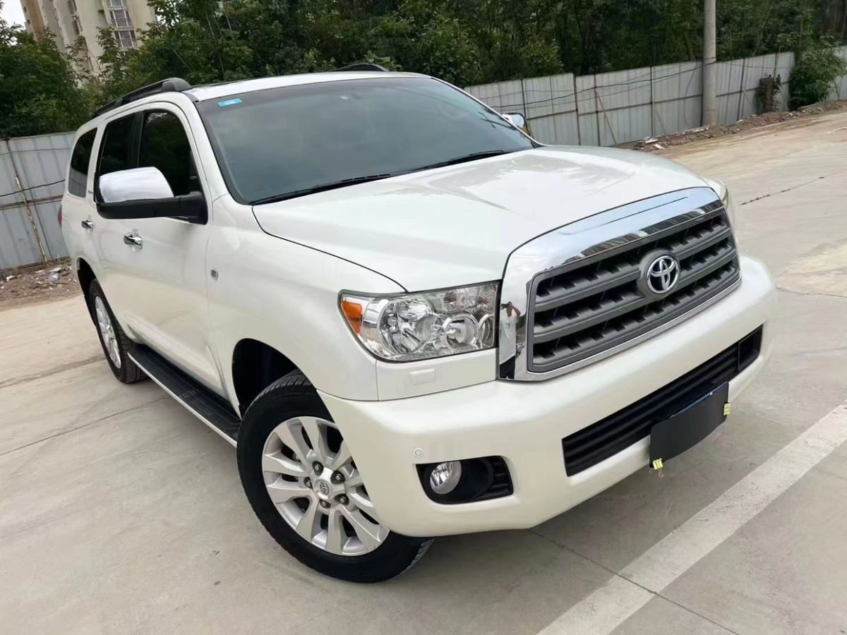 丰田 红杉 2015 汽车图片 #3