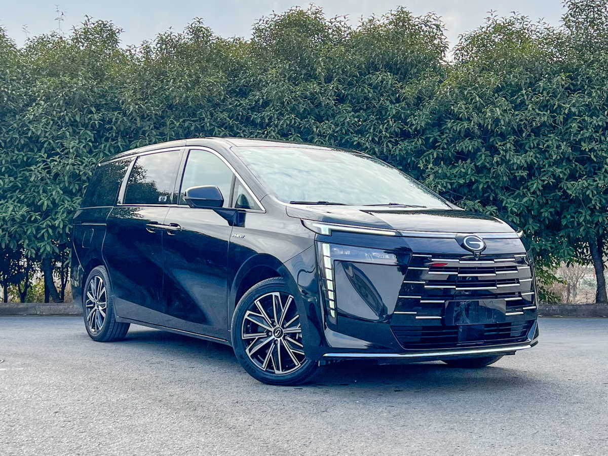 GAC Trumpchi E8 New Energy 2023 car image #3