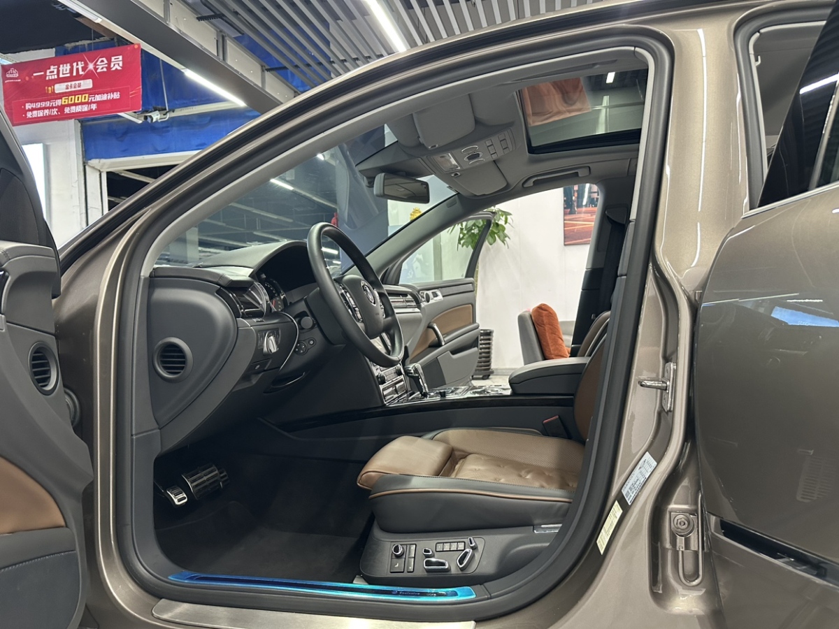 Volkswagen Pheaton 2017 immagine di auto #3